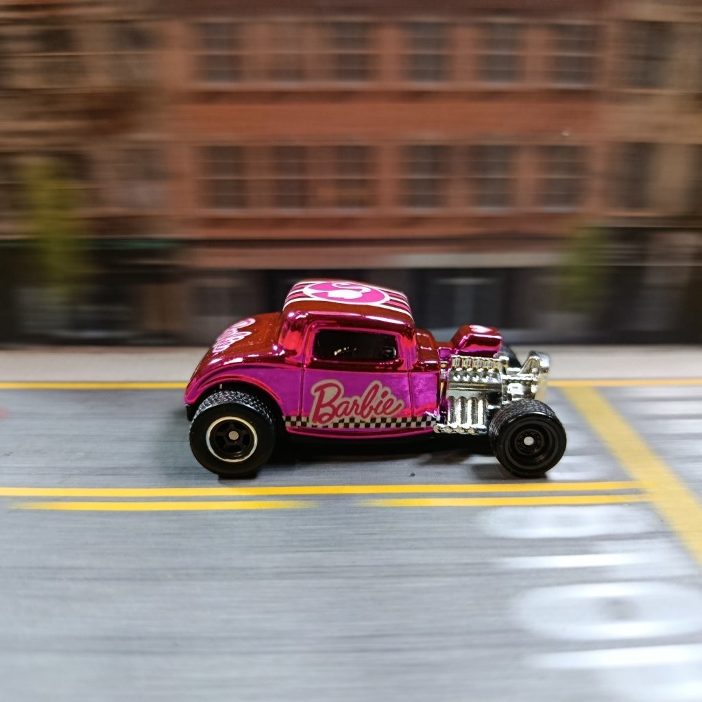 Hot Wheels ’32 FORD METAL/METAL Pink CHROME BARBIE (WANGSTAR CUSTOM) REAL RIDERS