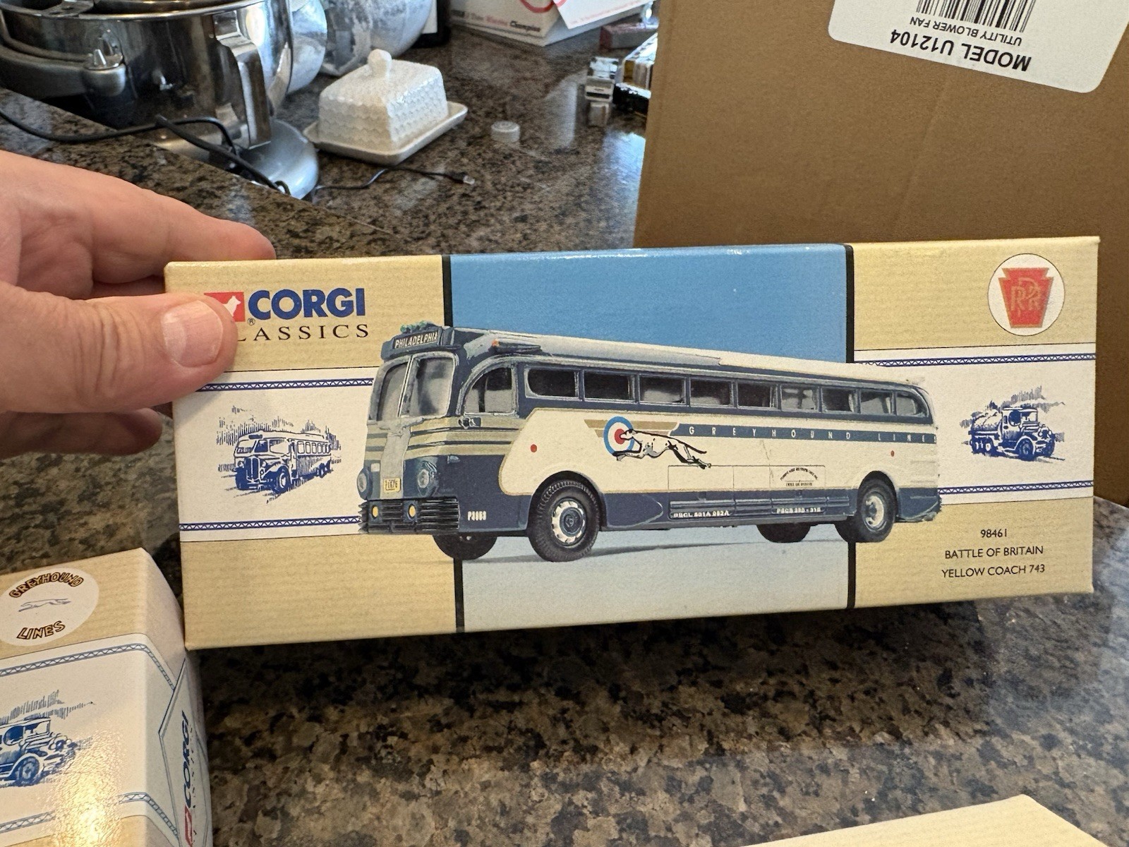 Corgi Classics Yellow Coach Bus Blue 743 Greyhound Lines #98469 And #98461