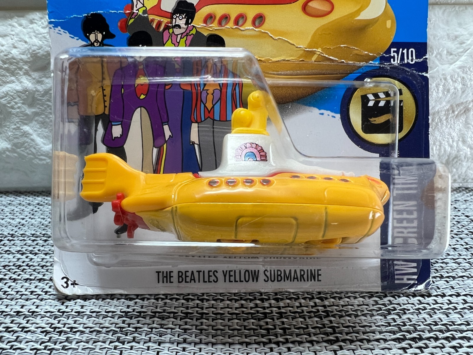 Hot Wheels HW Screen Time 5/10 The Beatles Yellow Submarine 49/365 Yellow (*)