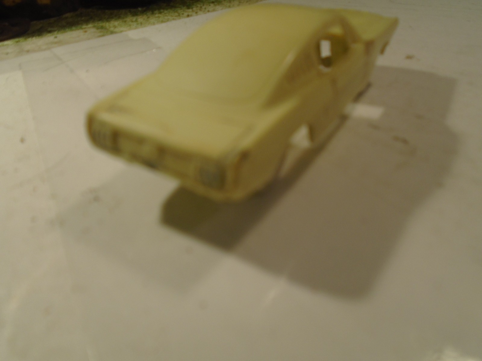 F & F MOLD & DIE WIOK PLASTIC 1/64 SCAKE PLASTIC1966 MUSTANG FASTBACK 1-185-1