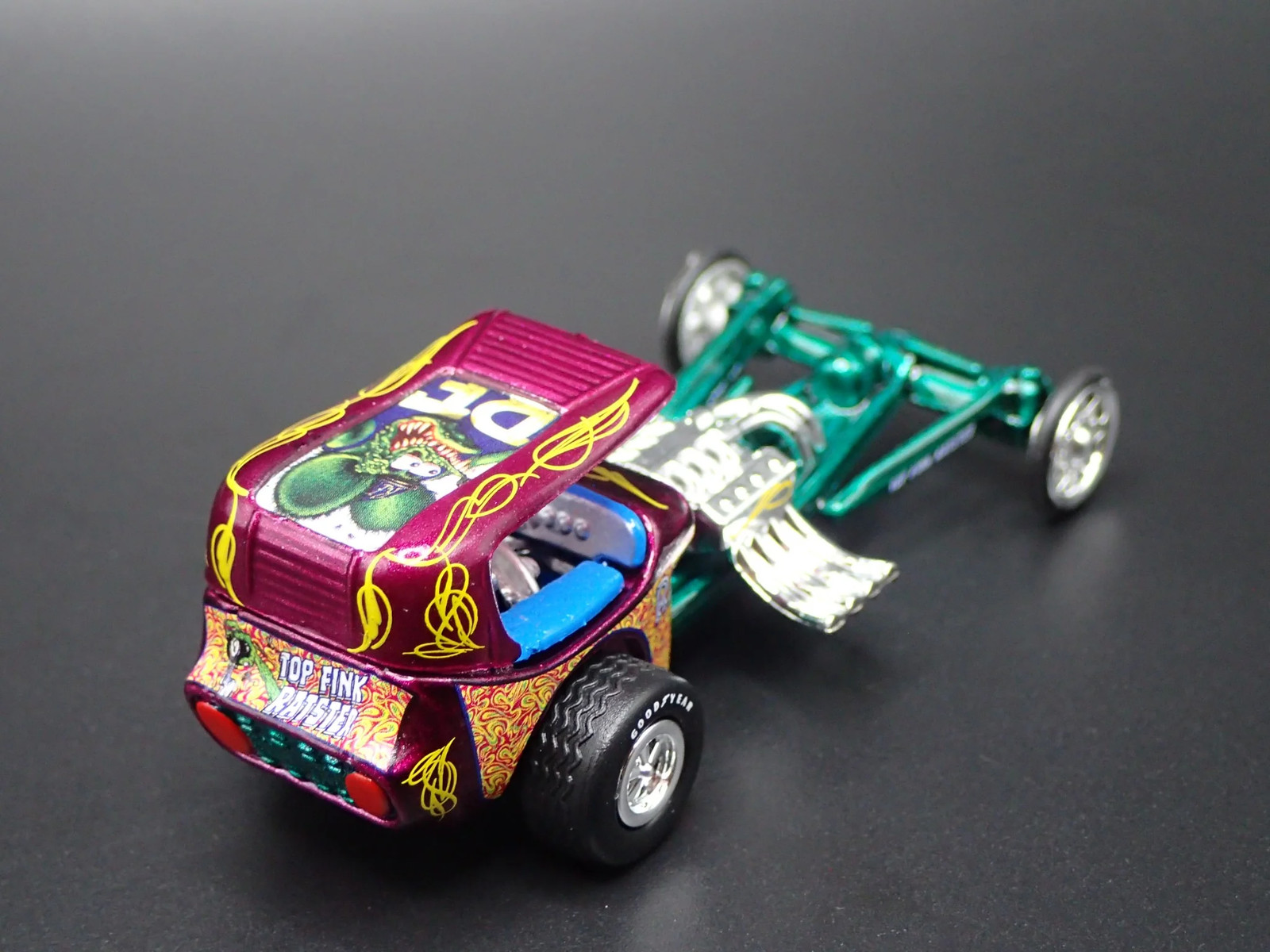 ED BIG DADDY ROTH RAT FINK CUSTOM DRAGSTER 1:64 SCALE DIORAMA DIECAST MODEL CAR