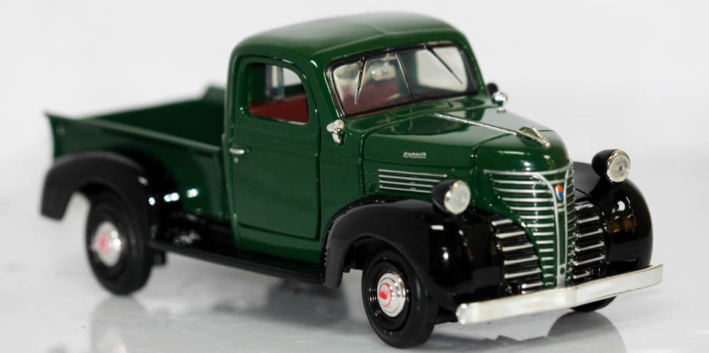 Plymouth Ram Pickup Truck Vintage Classic Built Metal 1 24 Model12Promo18