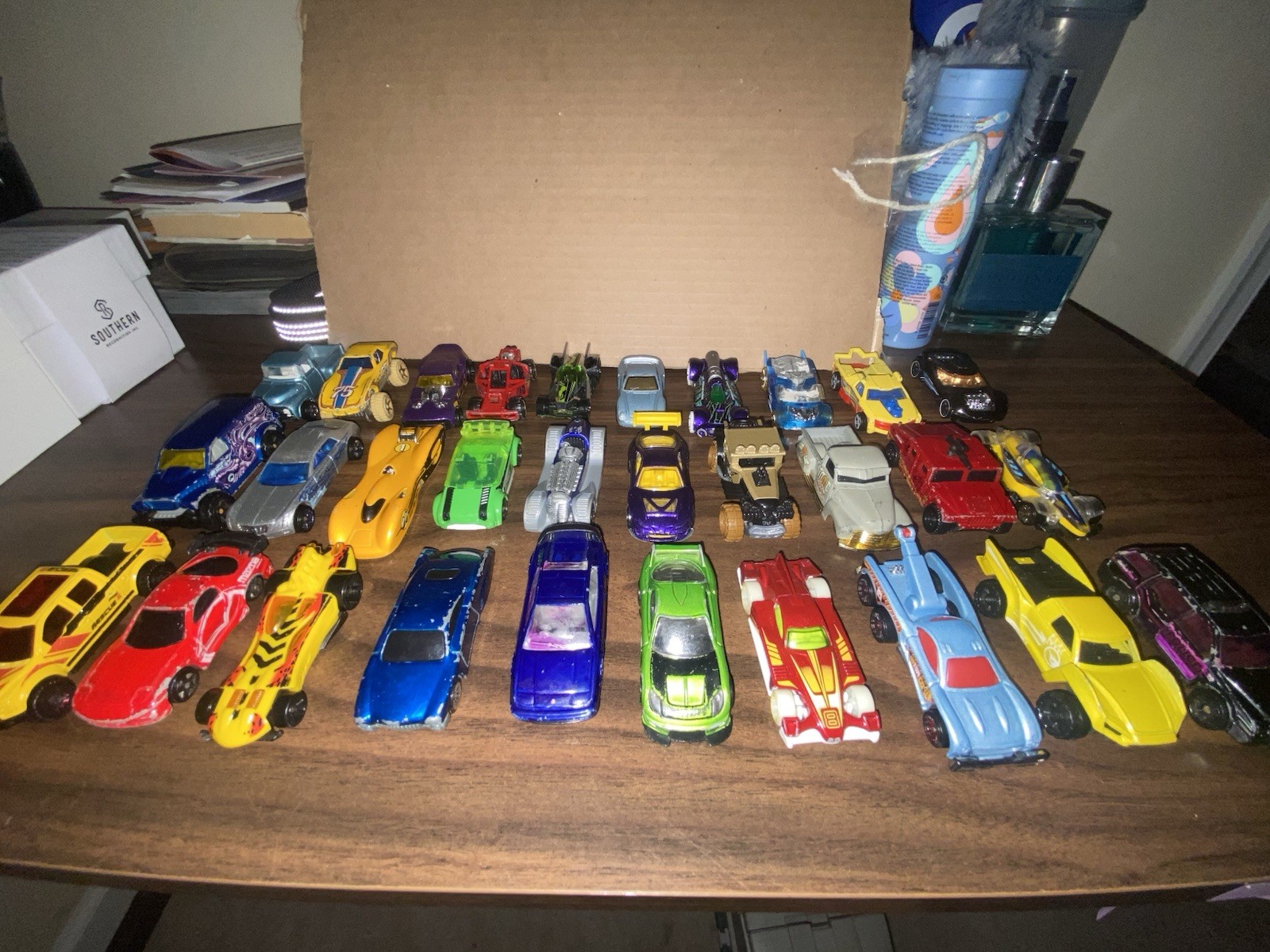 Hot Wheels Lot Of 30 Mixed Cars Please See Photos