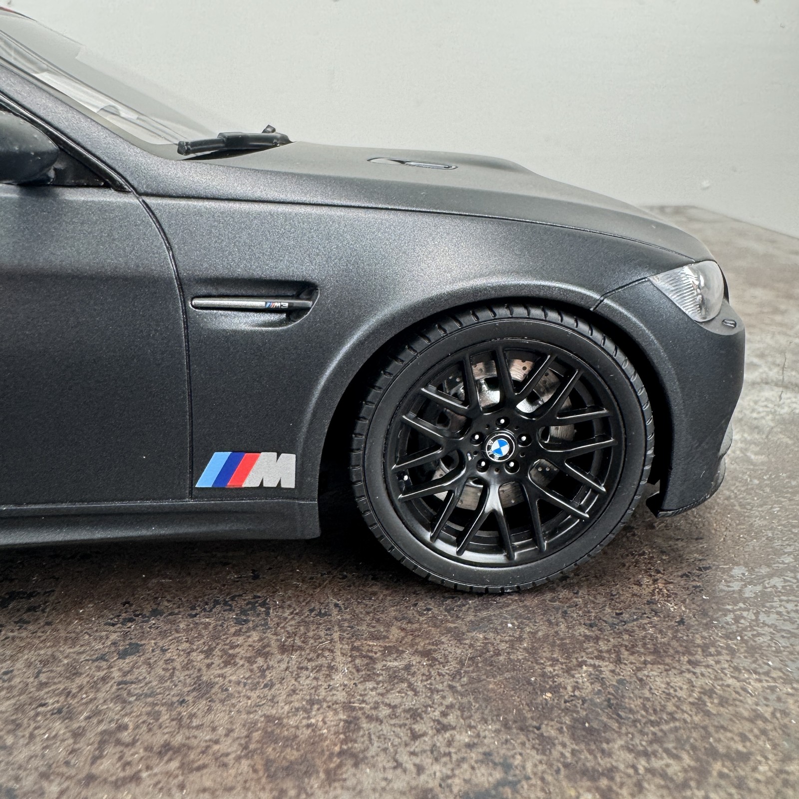 GT SPIRIT 1/18 Scale BMW M3 E92 DTM Champion Resin Model Car BLACK