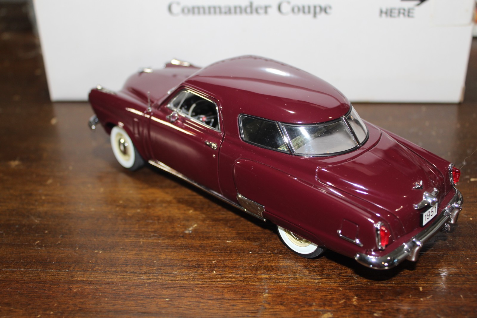 Danbury Mint 1951 Studebaker Commander Coupe 1/24