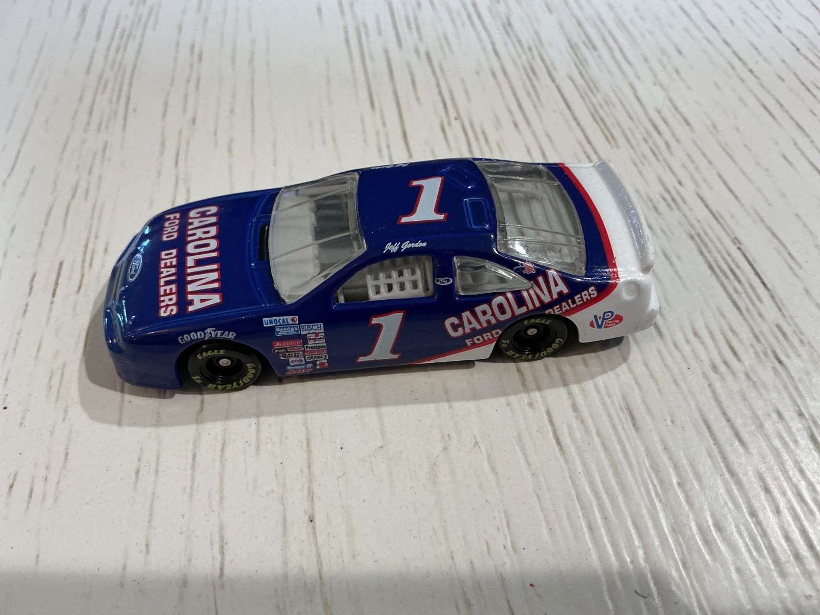 Pre owned 14 piece Die Cast car collection/ Various Years, Makes & Models