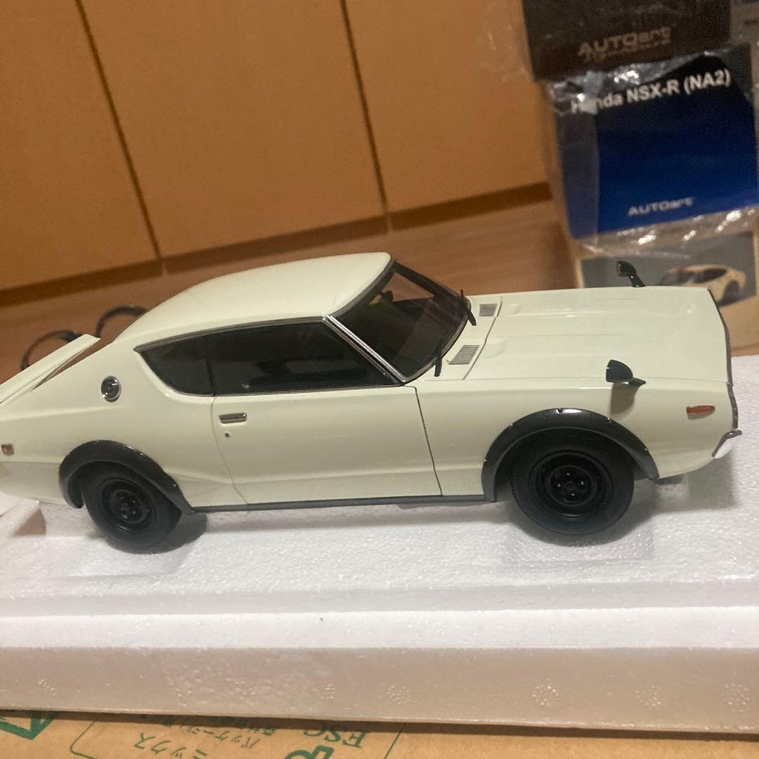 AUTOart 1/18 2000 SKYLINE GT-R Model Car Collectible 13+ Used