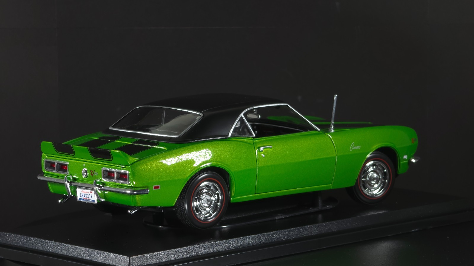 1968 Chevrolet Camaro Z/28 Coupe 1:18 Maisto Exclusive Style Special Edition