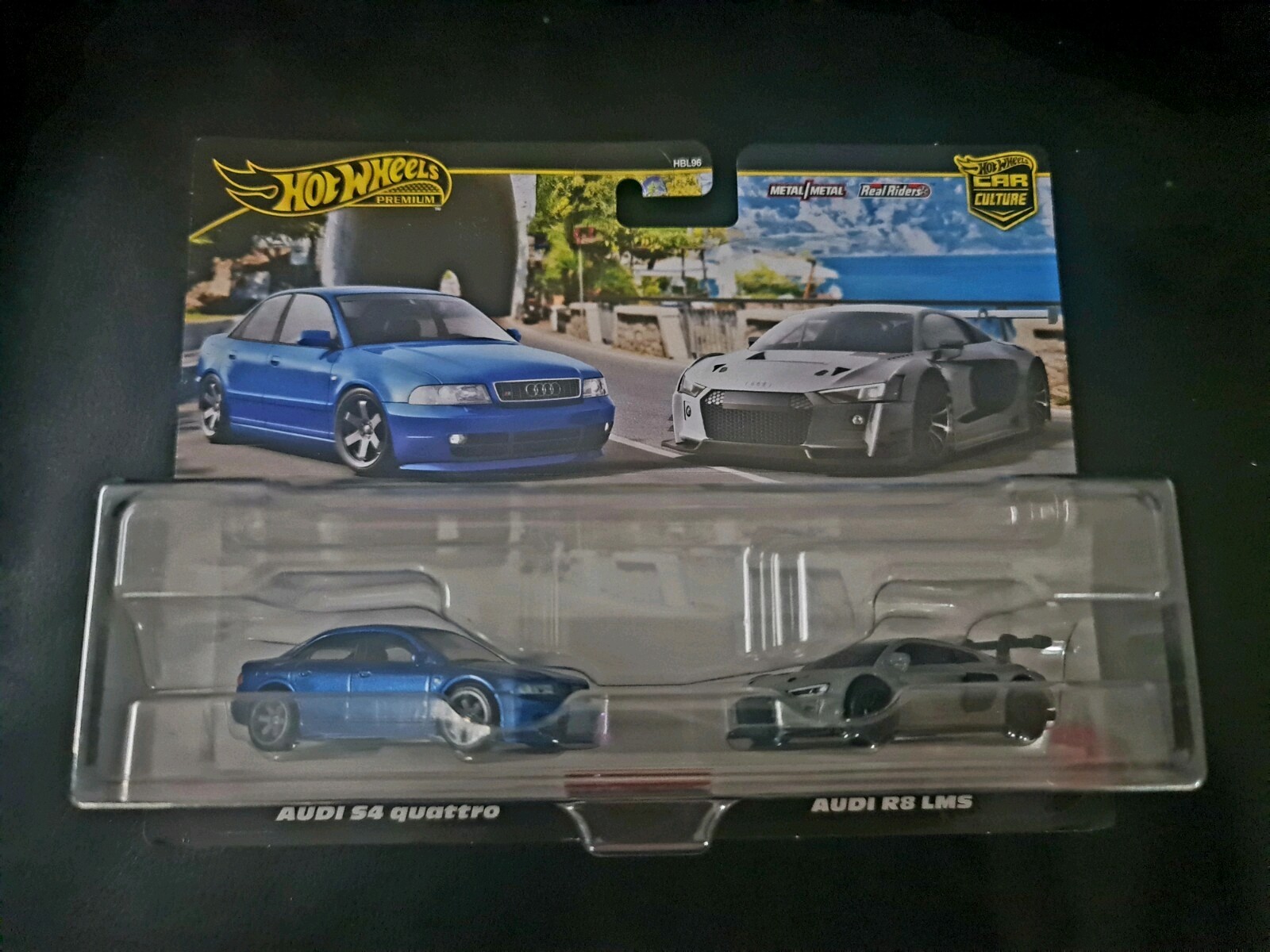 Hot Wheels Premium Car Culture 2 Pack Audi S4 quattro / Audi R8 LMS