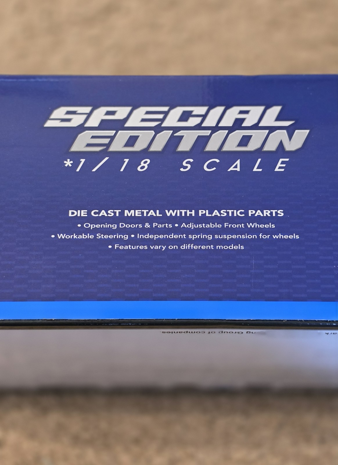 Shelby Series One 1:18 Maisto Exclusive Style Special Edition – Yellow, Diecast