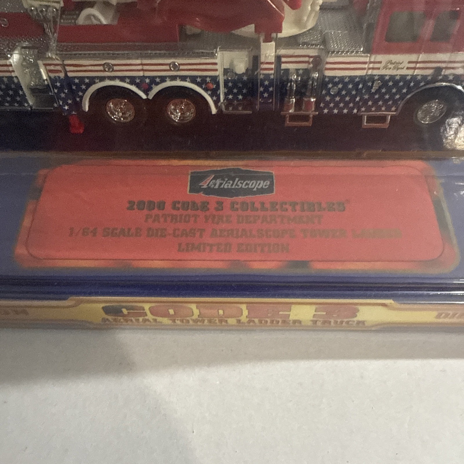 Aerialscope Code 3 Patriot Fire Dept Tower 2 Ladder Truck 1/64 12733 New in box