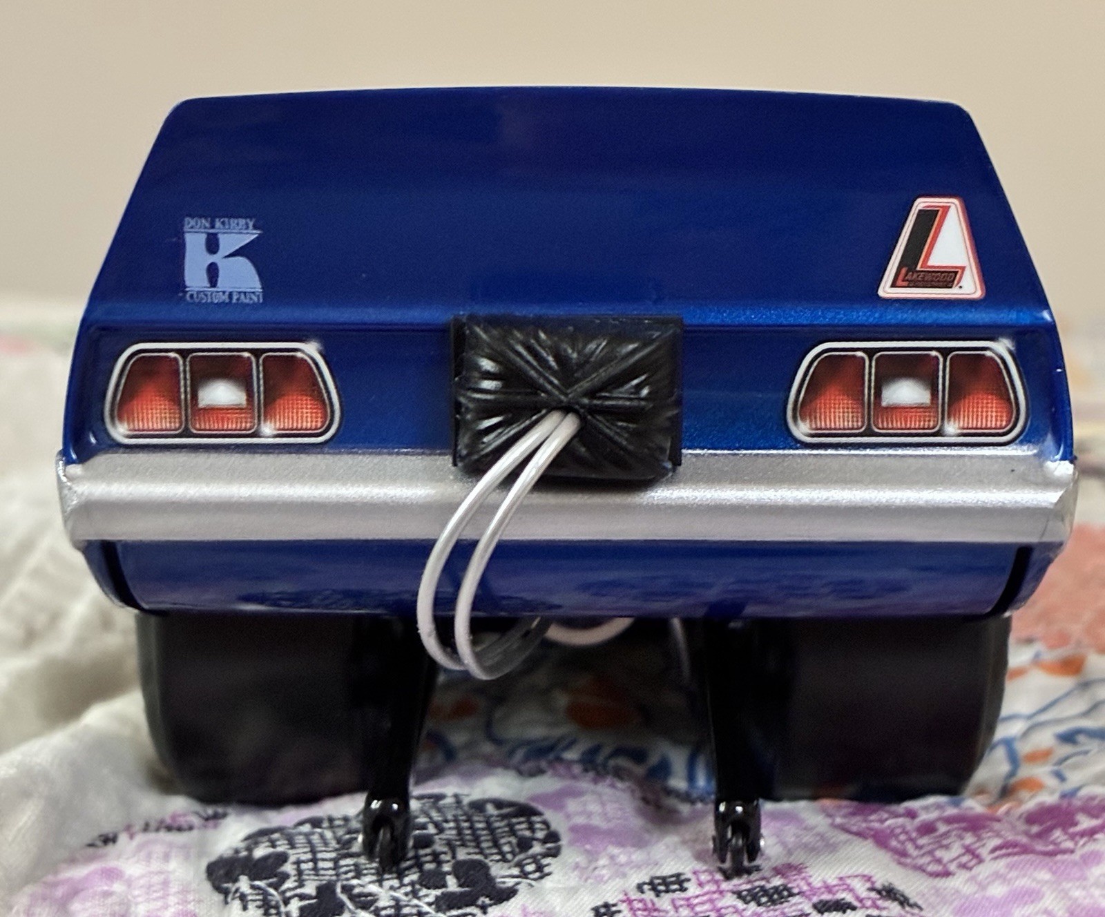auto world 1/18 legends