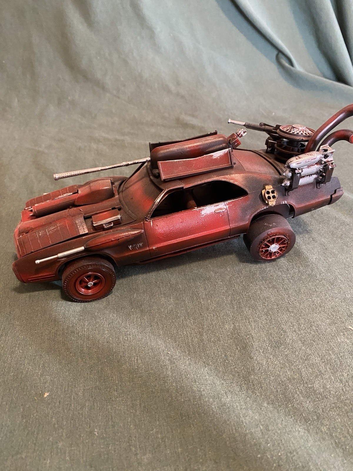 1/24 Custom Plastic Car Mad Max? Future Syfy Car