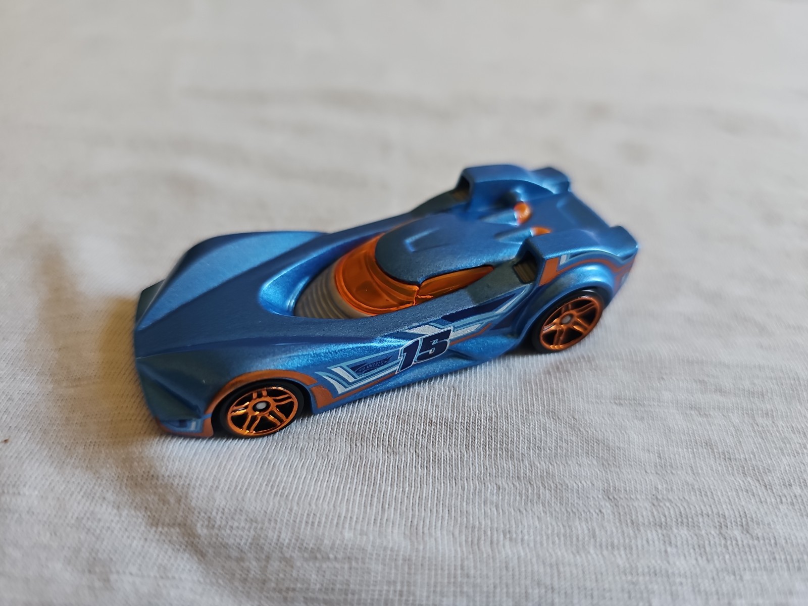 2011 Hot Wheels SCOOPA DI FUEGO Lblue from 4 LANE ELIMINATION RACE 5 Pack LOOSE