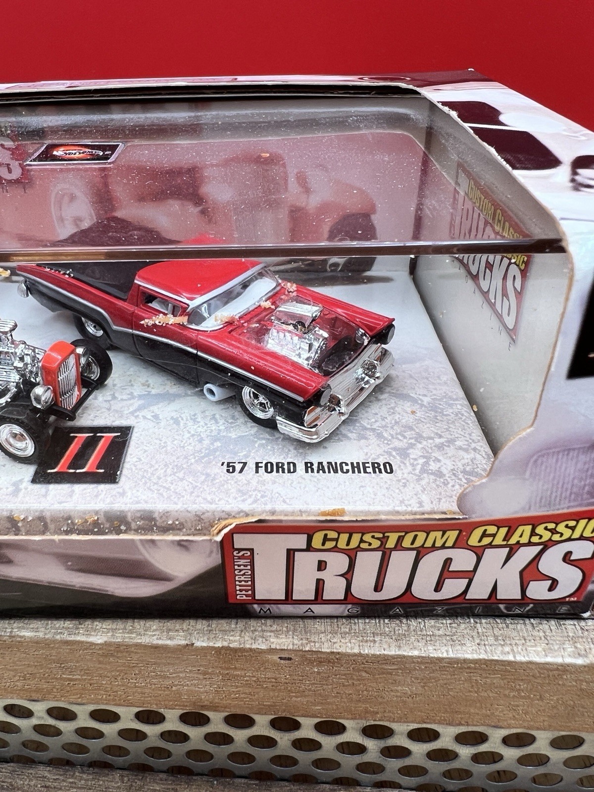 Hot Wheels Petersen’s Custom Classic Trucks ’32 Ford Pickup & ’57 Ranchero 🛞🛞