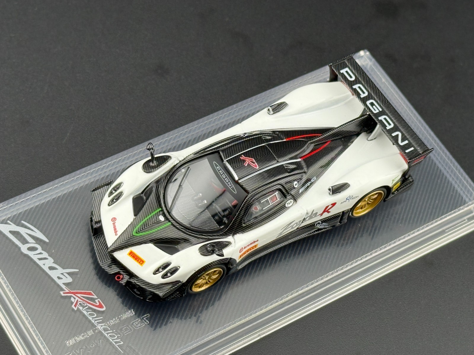CM Model Pagani Zonda Revolucion White 1/64