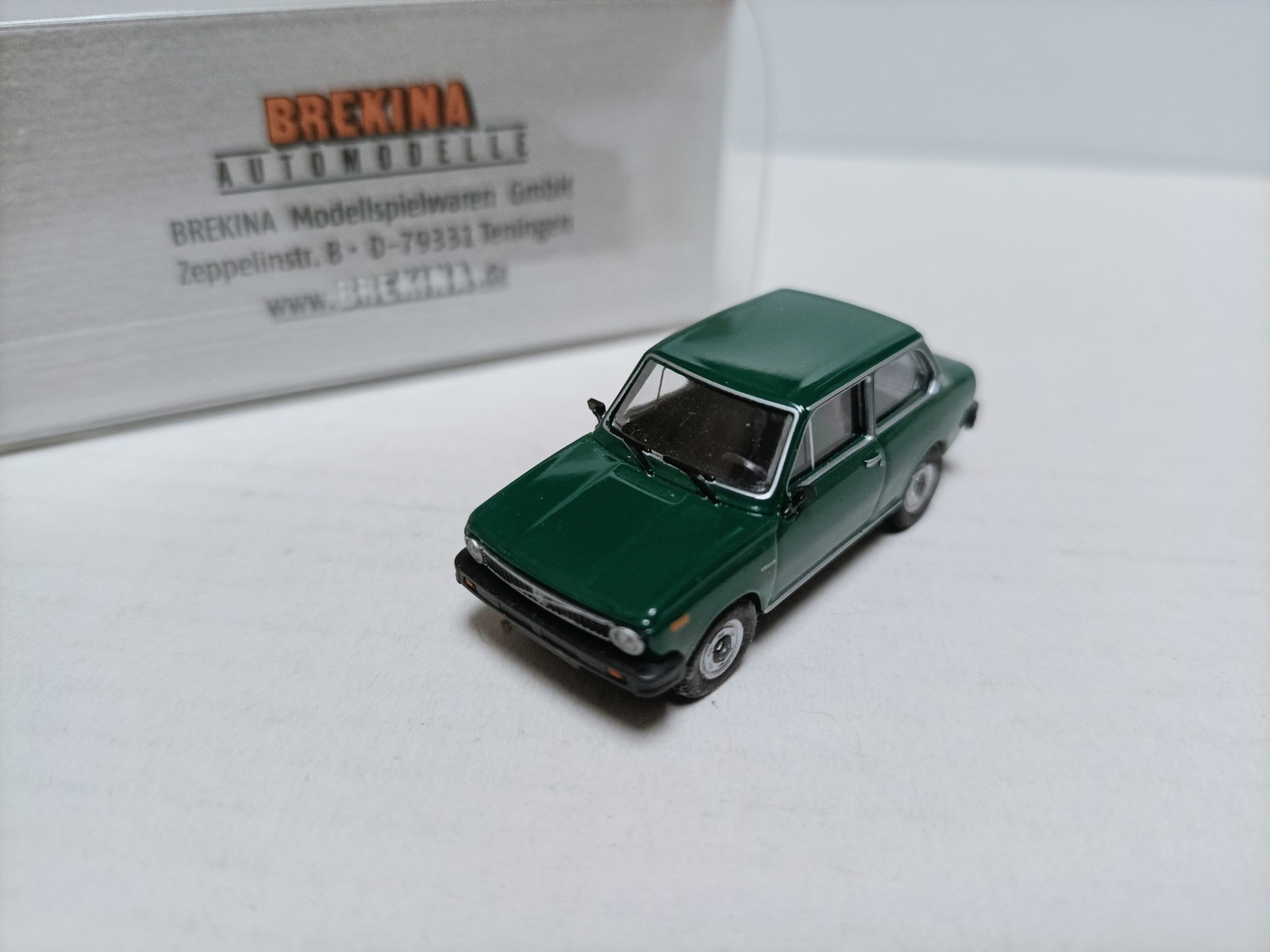 Brekina 1:87 Volvo 66 1975 Dark Green Ho Model Car Model