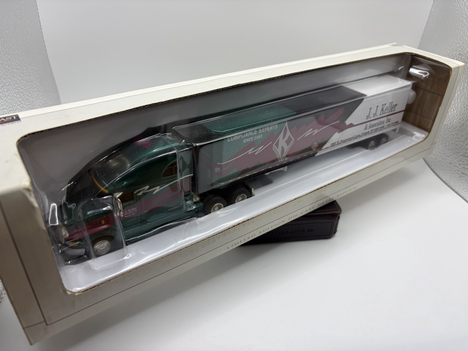 JJ Keller SpecCast Volvo 770 with 53 ft. Trailer – Stock No. 31504 Die Cast Coll