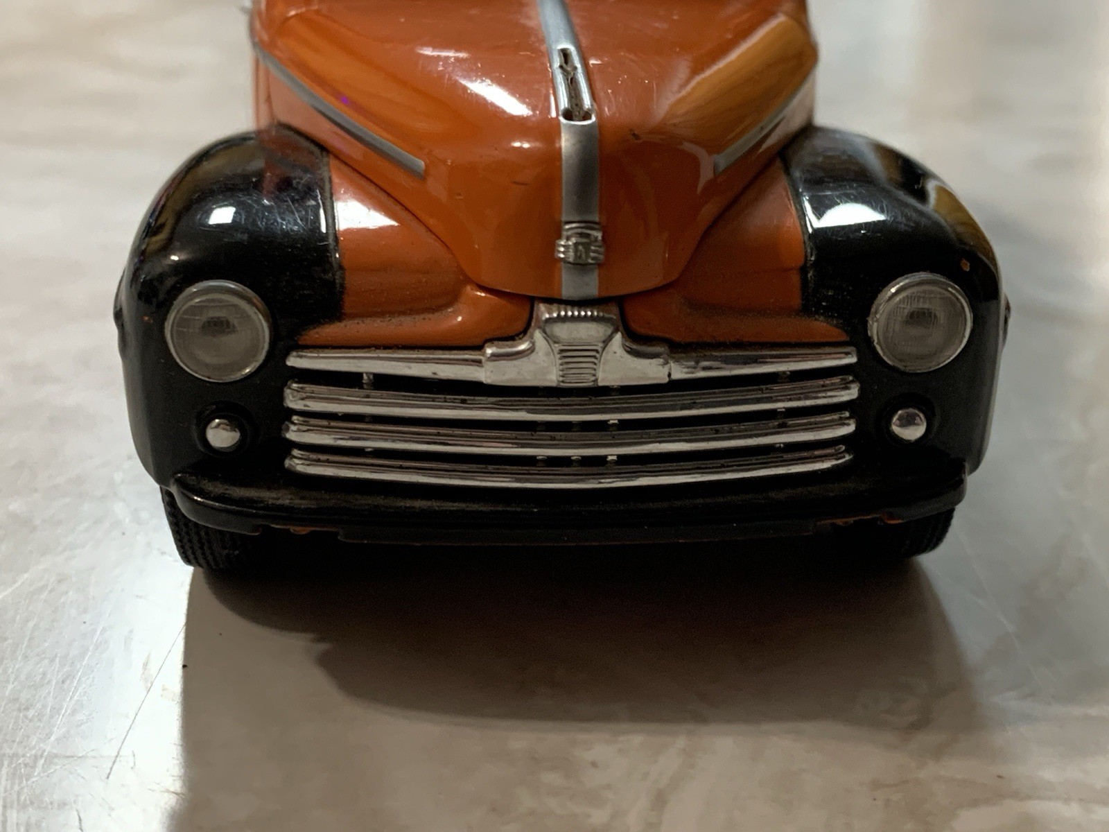 Vintage Liberty Classics Collectible 1947 Ford Fram Bank ,read