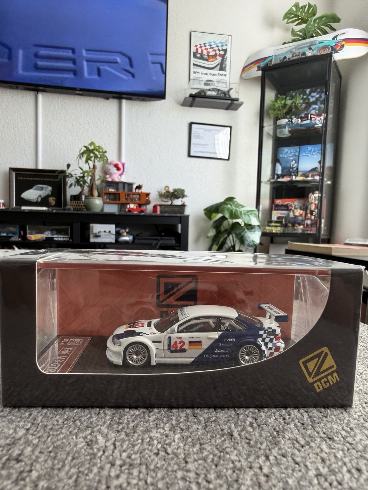 DCM 1:64 White BMW M3 GTR E46 #42 Widebody Sports Model Diecast Display Car
