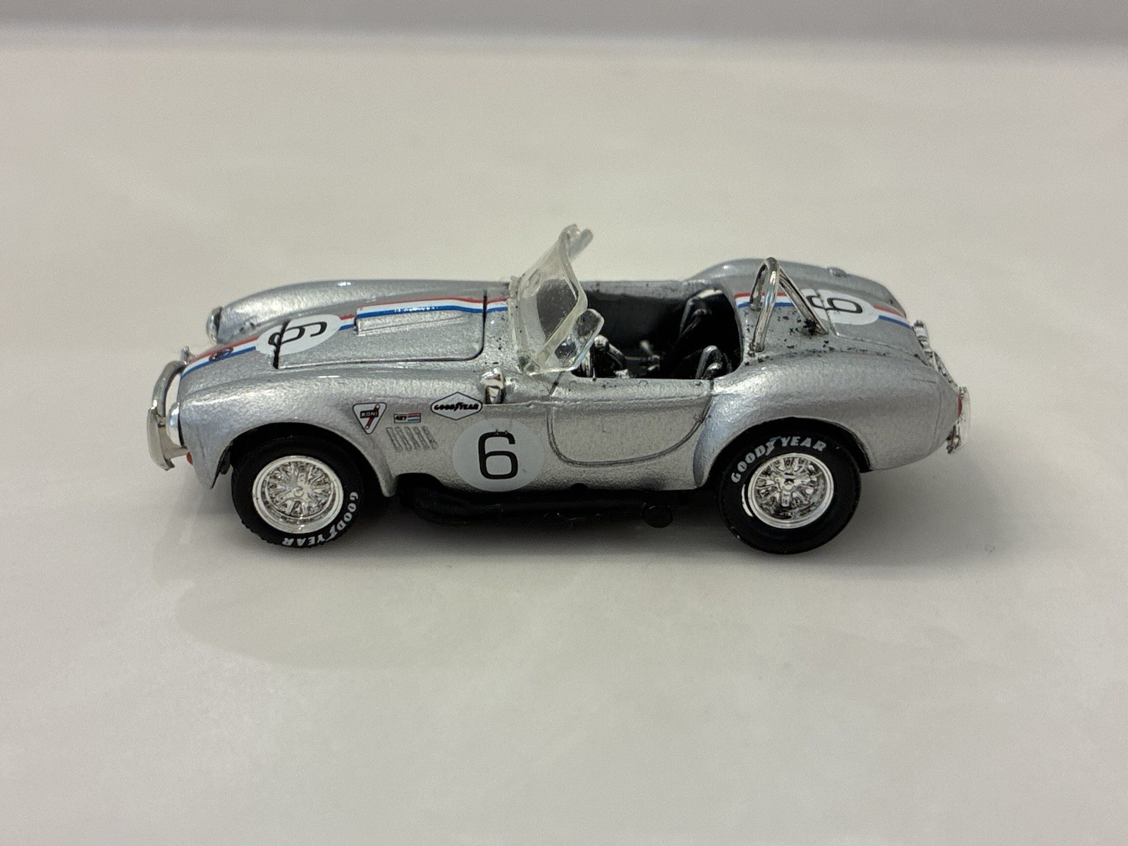 Hot Wheels Oil Can Shelby Cobra 427 S/C #6 Limited 1/7000 LOOSE