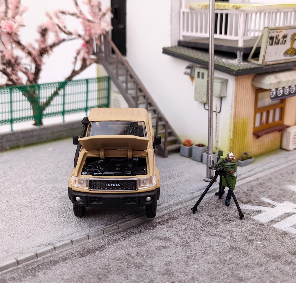 HF 1:64 Brown Military LC79 J70 Single Cab Pickup Model Diecast Metal Car
