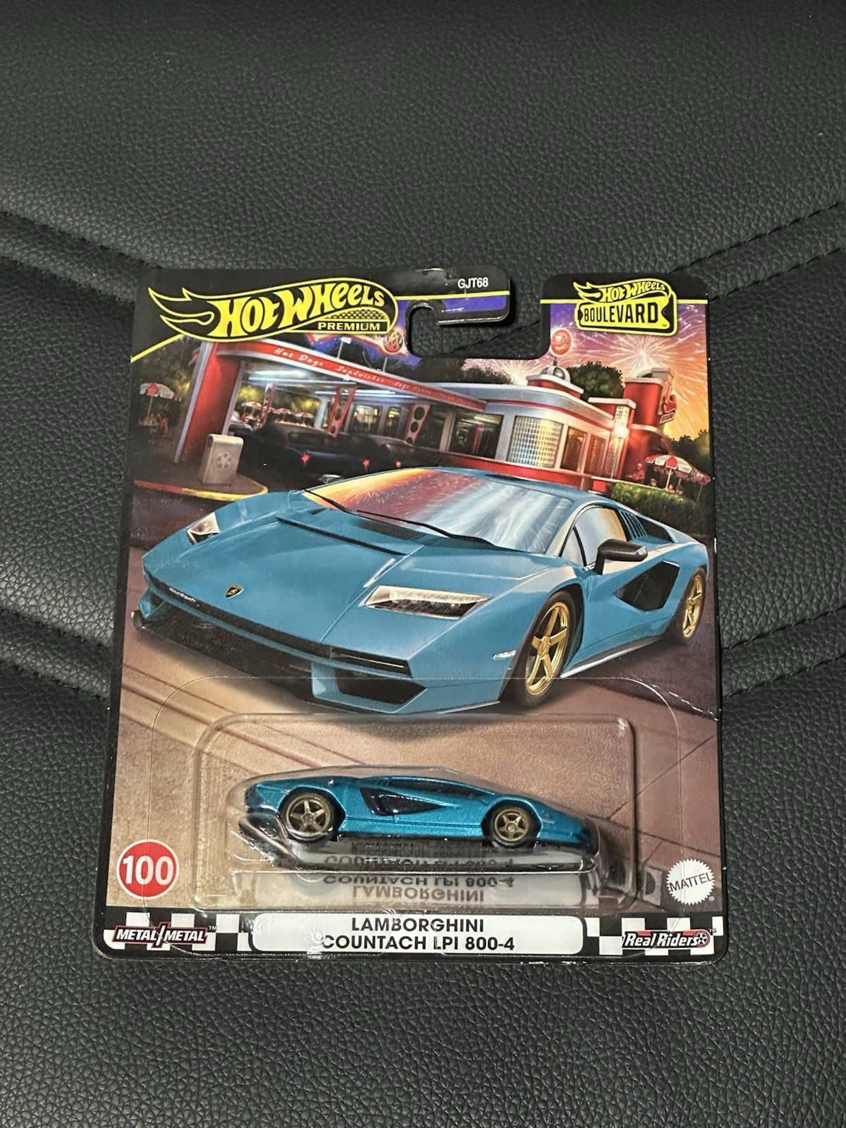 Hot Wheels Premium 🏁 HW Boulevard Lamborghini Countach LPI800 – Real Riders