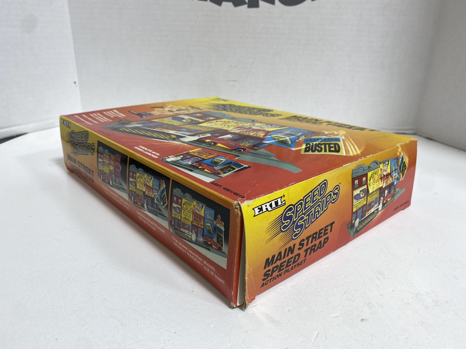 ERTL Speed Strips Main Street Speed Trap