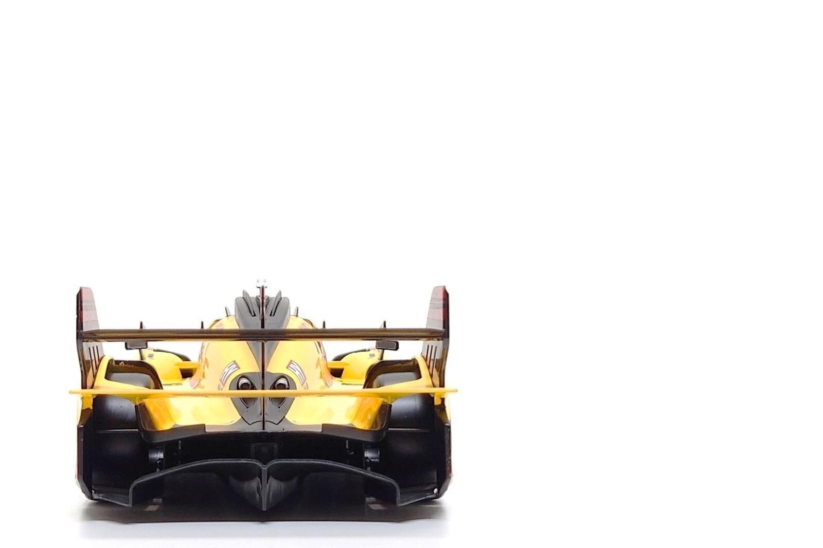 (Damaged Box) Bburago 1:18 Ferrari 499P #83 – 4th Place WEC Qatar 2024
