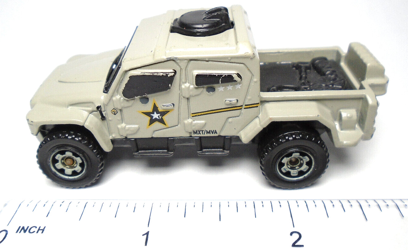 2012 MATCHBOX MXT/MVA GRAY 1:64 DIECAST 2 7/8″ MILITARY VEHICLE TRUCK W/ YELLOW