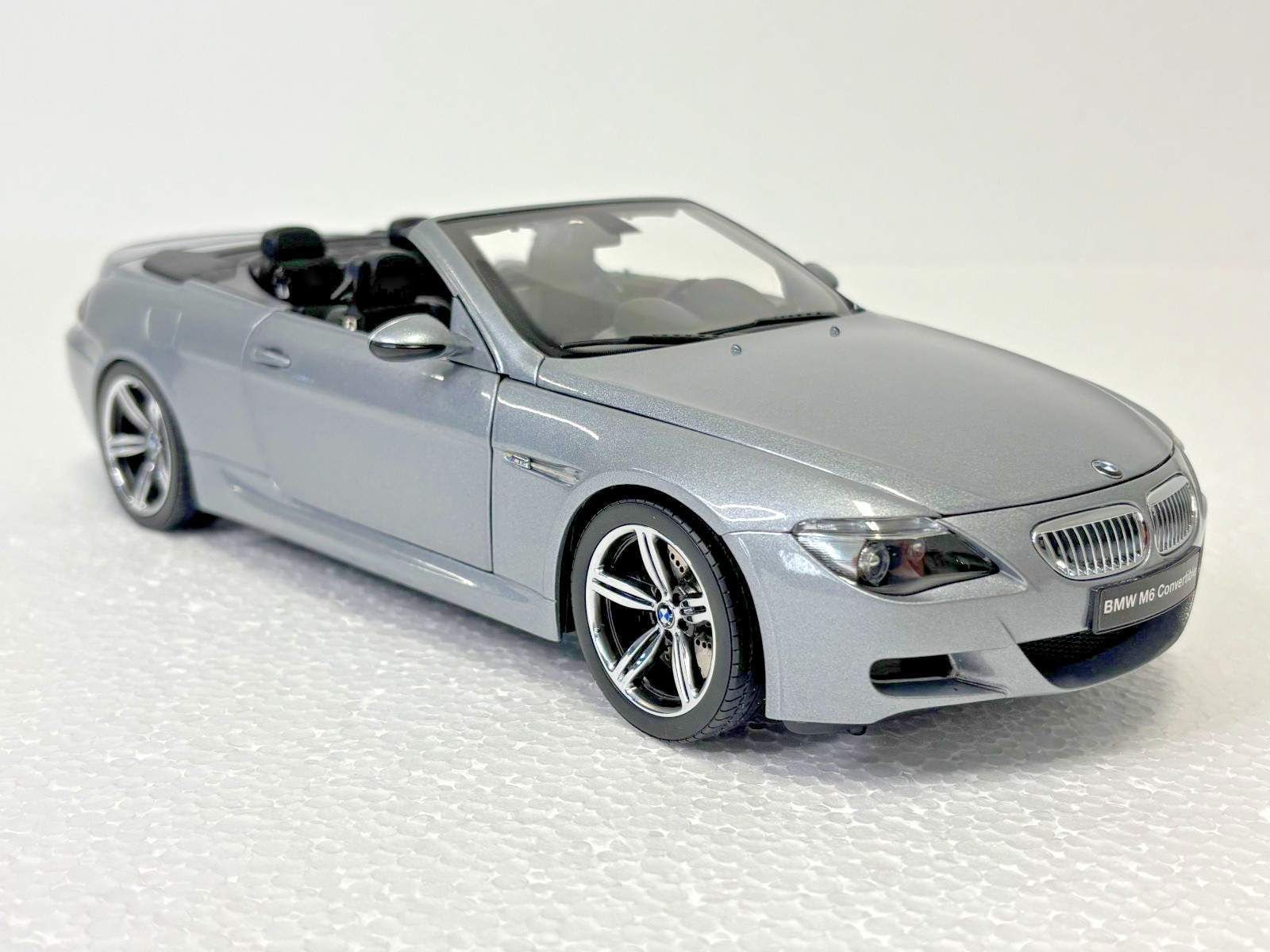 Rare * BMW M6 Convertible / Cabrio * Kyosho * 1/18 * Hard Top * Dark Gray * New