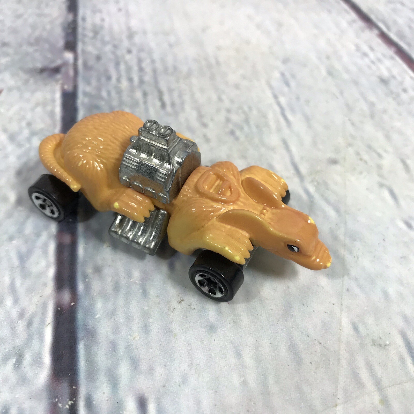 Hot Wheels Rat Mobile Dragster Toy Car Goldish Yellow 1:64 Thailand Metal Base