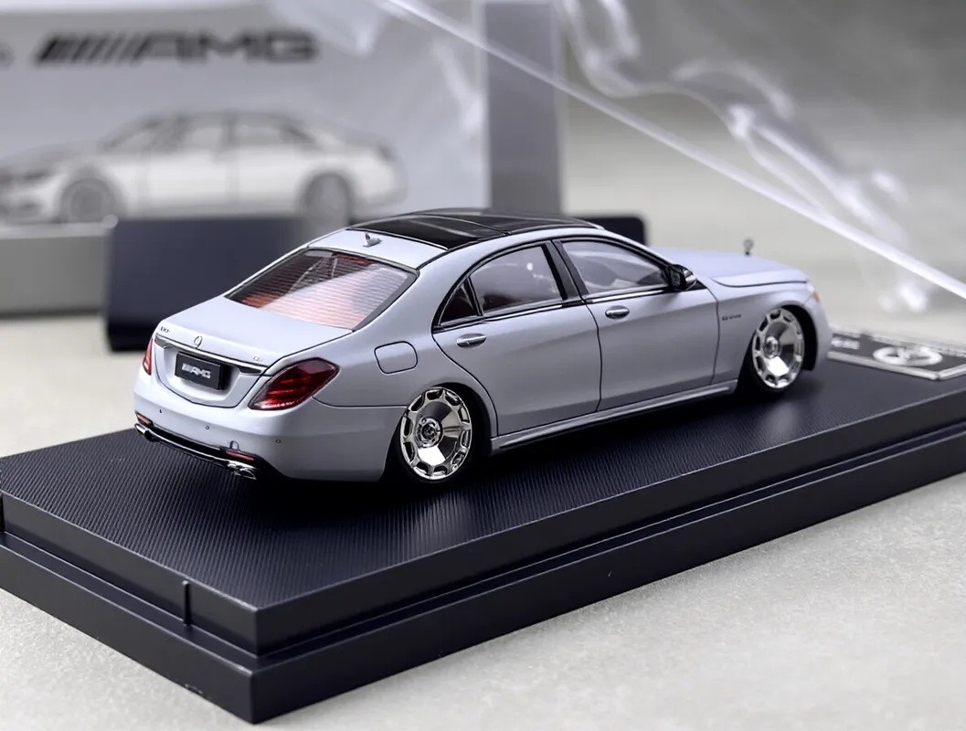 RM 1:64 Silver S63 W222 V12 VIP Luxury Sedan Sport Model Diecast Metal Car