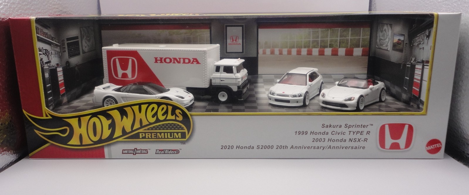 Hot Wheels 2025 Premium Diorama Honda Set Civic Type-R, NSX-R, S2000