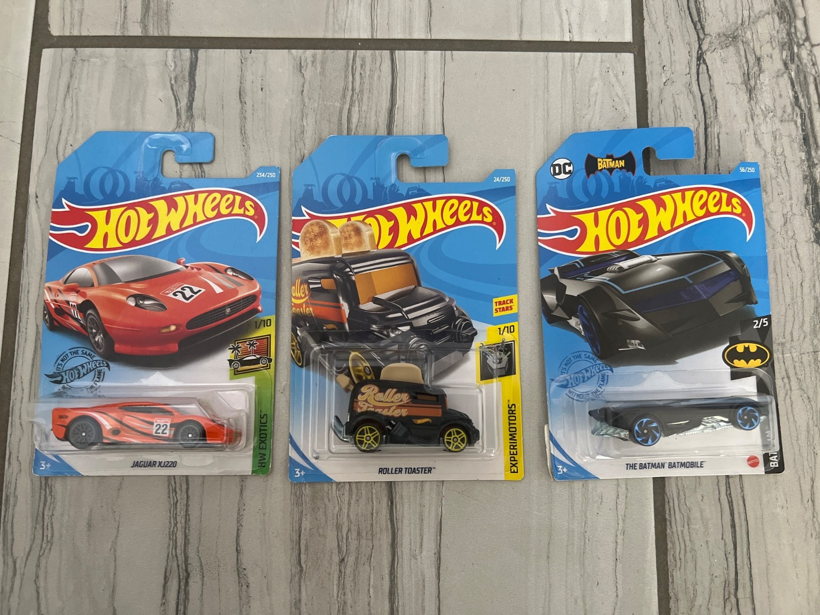 Hot Wheels Lot Roller Toaster Yellow Jaguar xj220 batman batmobile exotics New