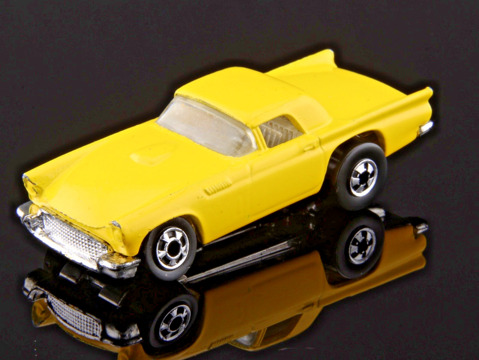 1977 Hot Wheels 5-Pack Exclusive ~ 1957 FORD T-BIRD ~ Blackwall Diecast Yellow