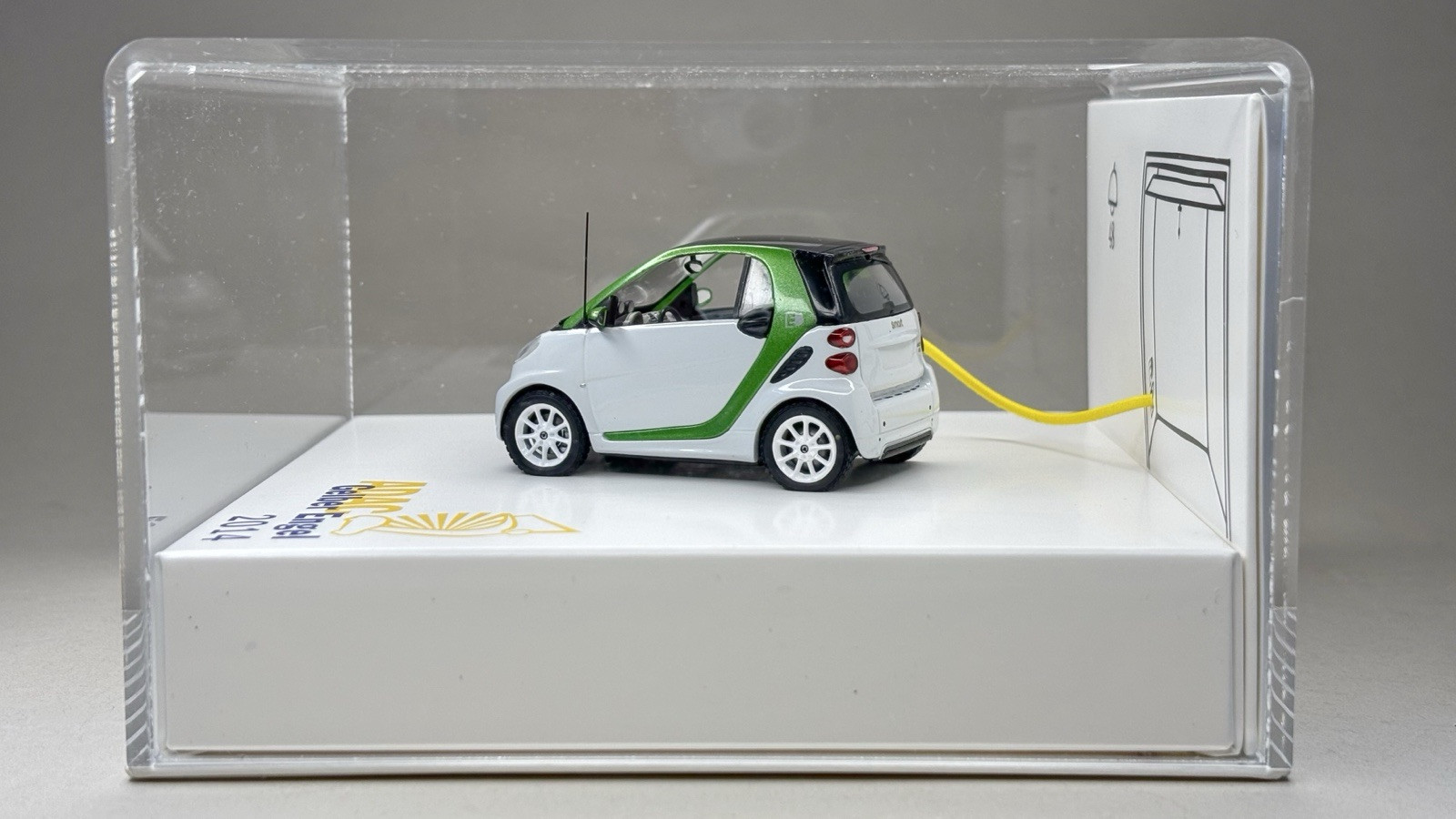 1/43 Smart Fortwo 451 Electric Drive ADAC Gelber Engel 2014 Spark (Minimax) Rare