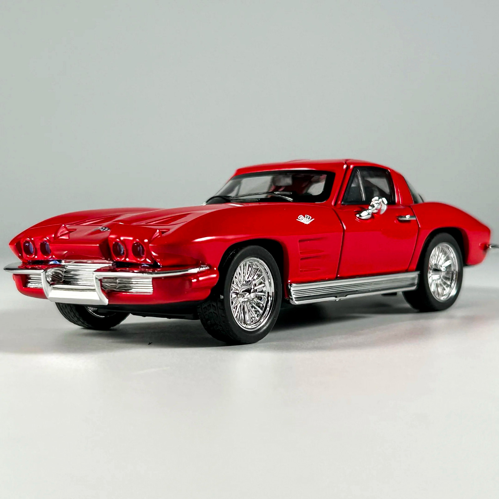 1:32 1963 Chevrolet Corvette Sting Ray C2 Coupe Model Car Collectible Toy Gift