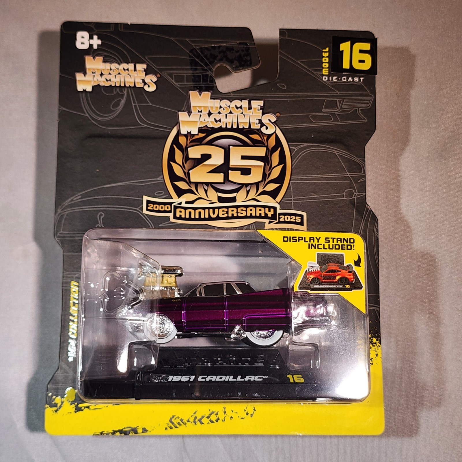 Muscle Machines 25th Anniversary 1961 Cadillac Die-Cast Car Model # 16