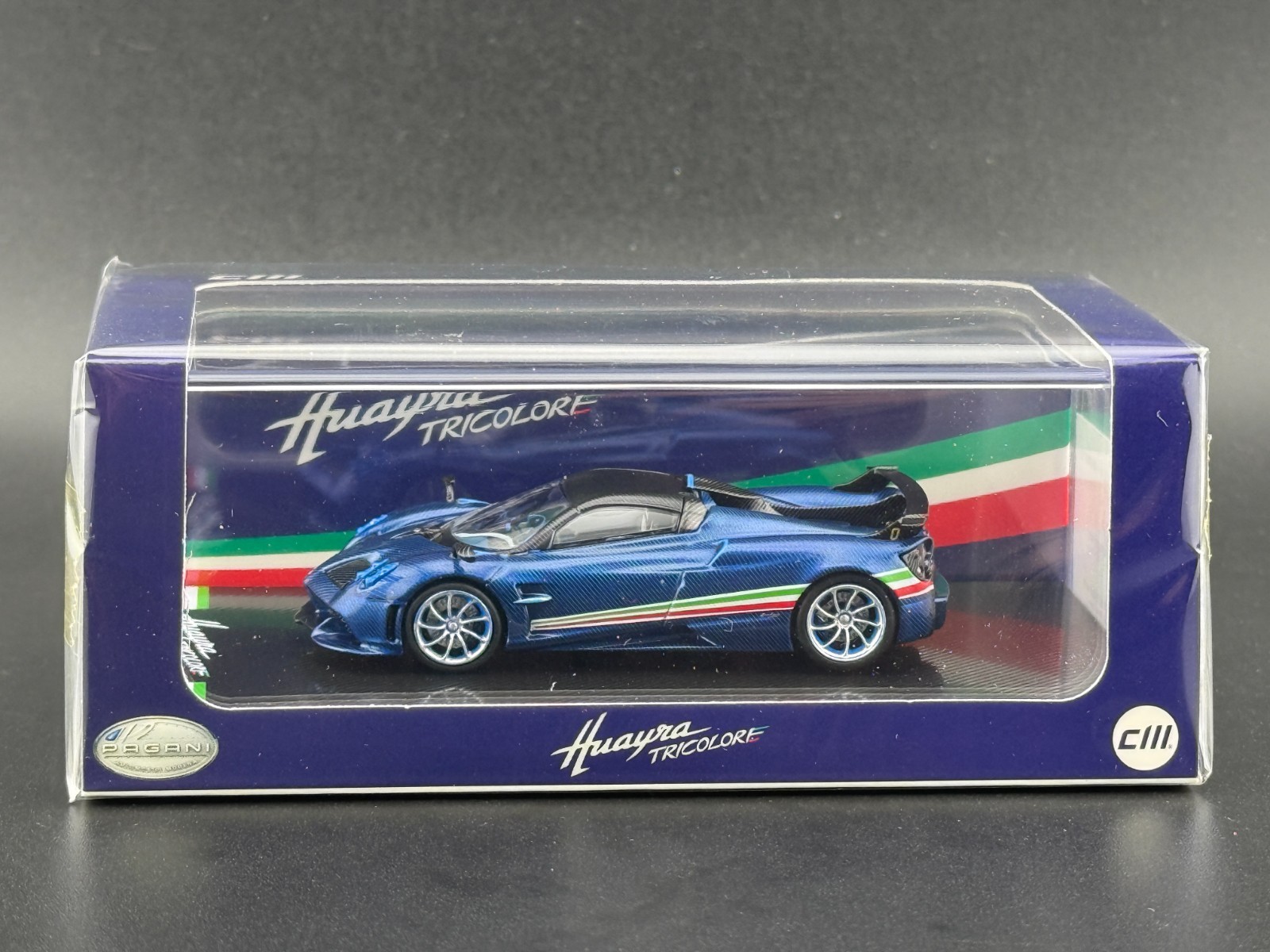 CM Model Pagani Huayra Tri-Color Carbon Blue 1/64