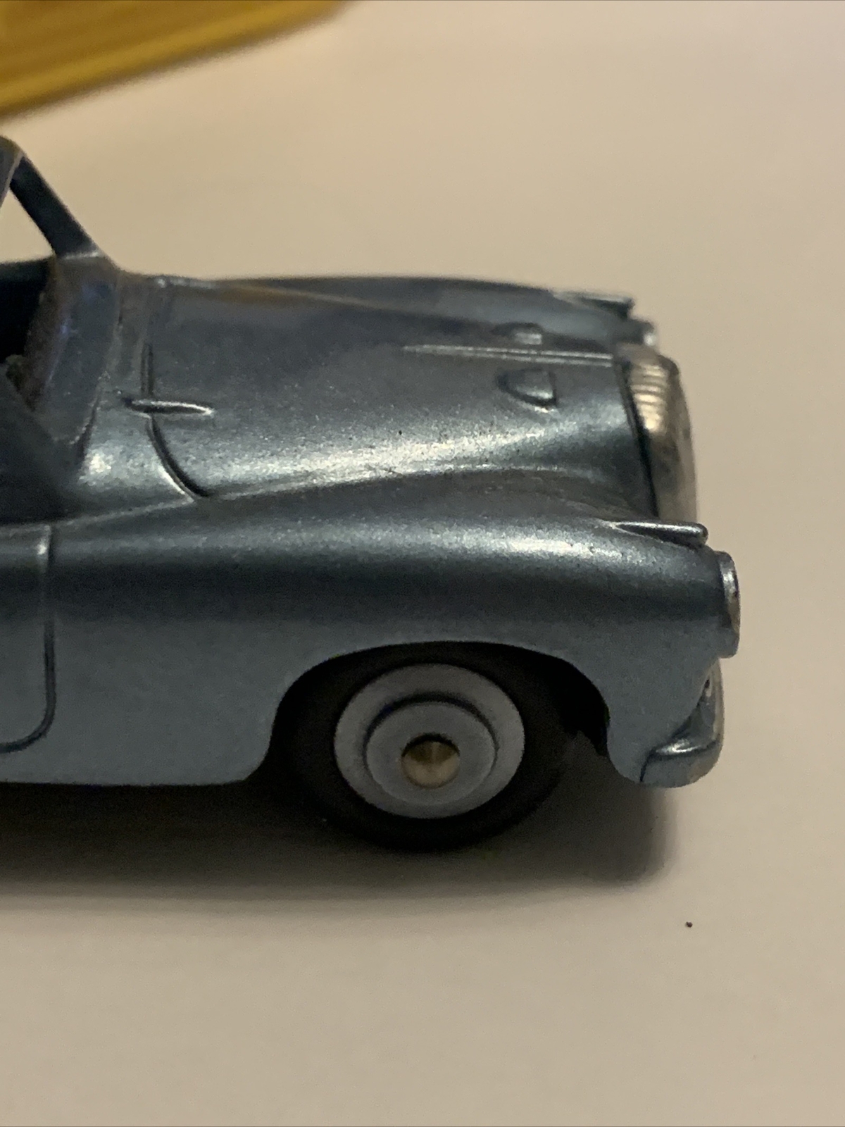 ODGI TOYS OF YESTERDAY 907 CAR MODEL: DAIMLER CONQUEST IN BLUE