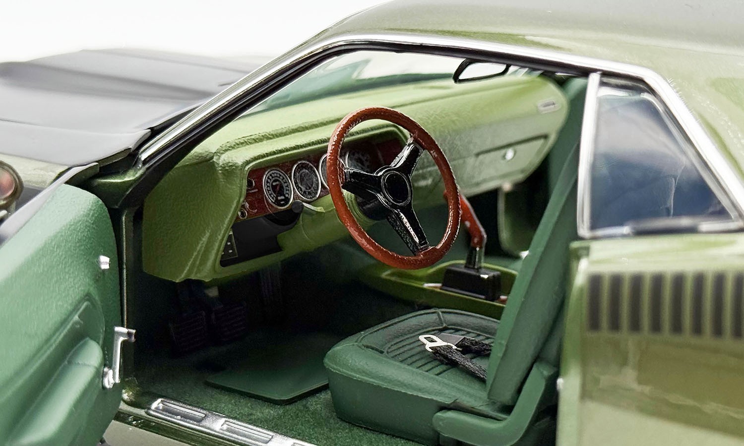 1970 Plymouth AAR Cuda 1/18scale in Ivy Green by ACME #A1806140