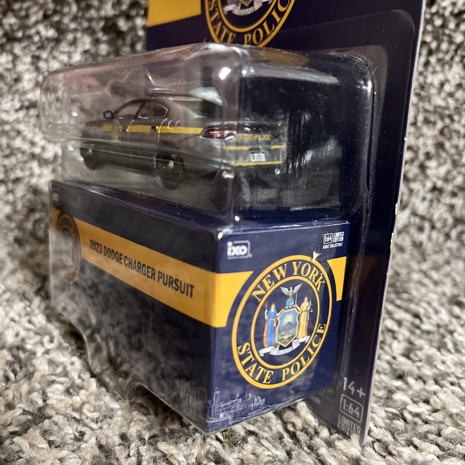 1:64 IXO 2023 DODGE CHARGER PURSUIT NEW YORK STATE POLICE NEW!!!