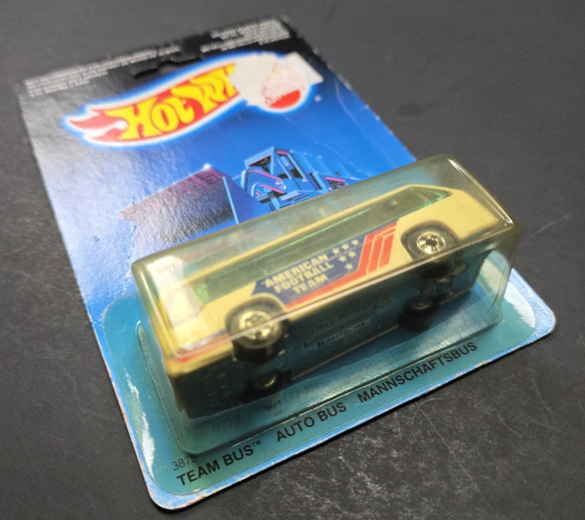 Hot Wheels “American Football Team” Team Bus / Auto Bus International Card 1986