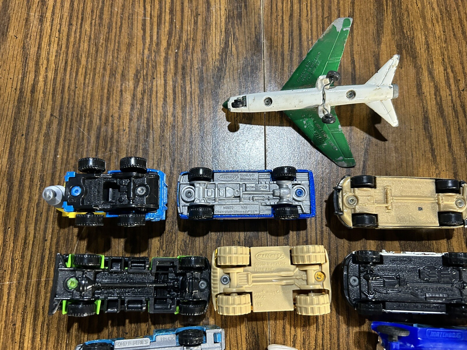 Matchbox ONLY Loose Random Lot Of 16 Cars Trucks Planes Tractor Various Years