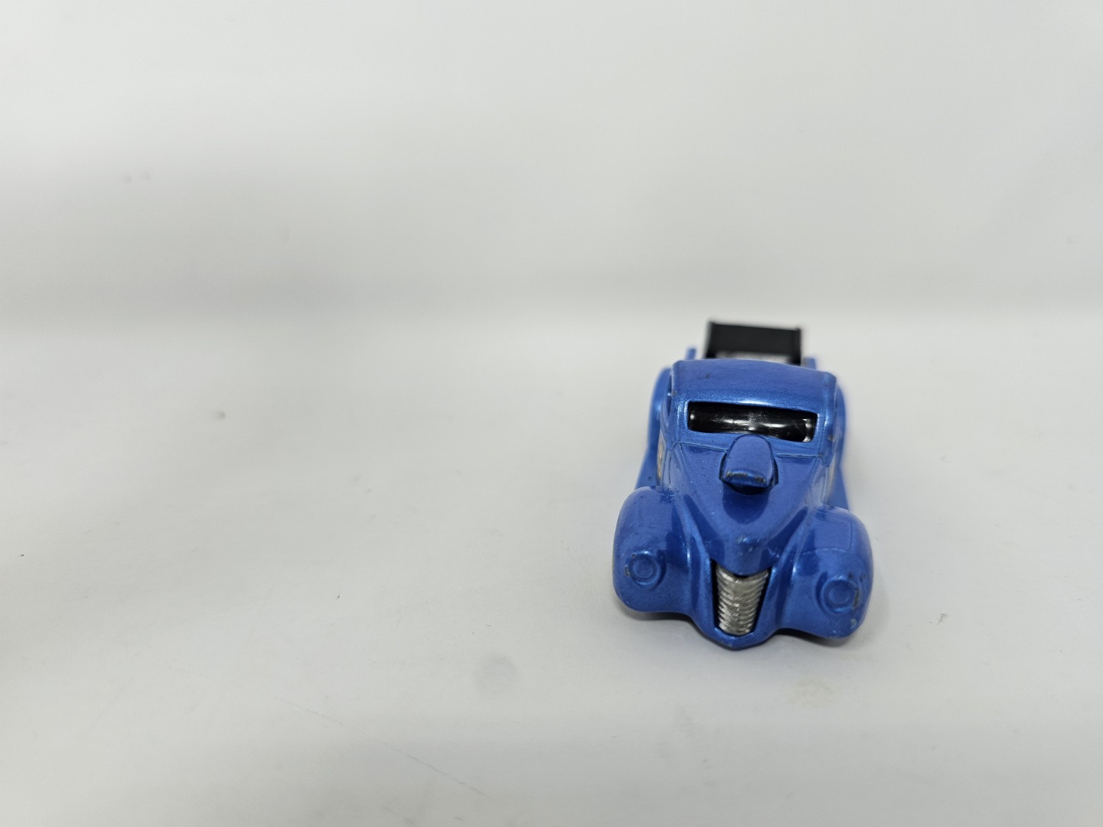 1997 Hot Wheels 1940 Blue Ford Tip Top Pick-Up Truck
