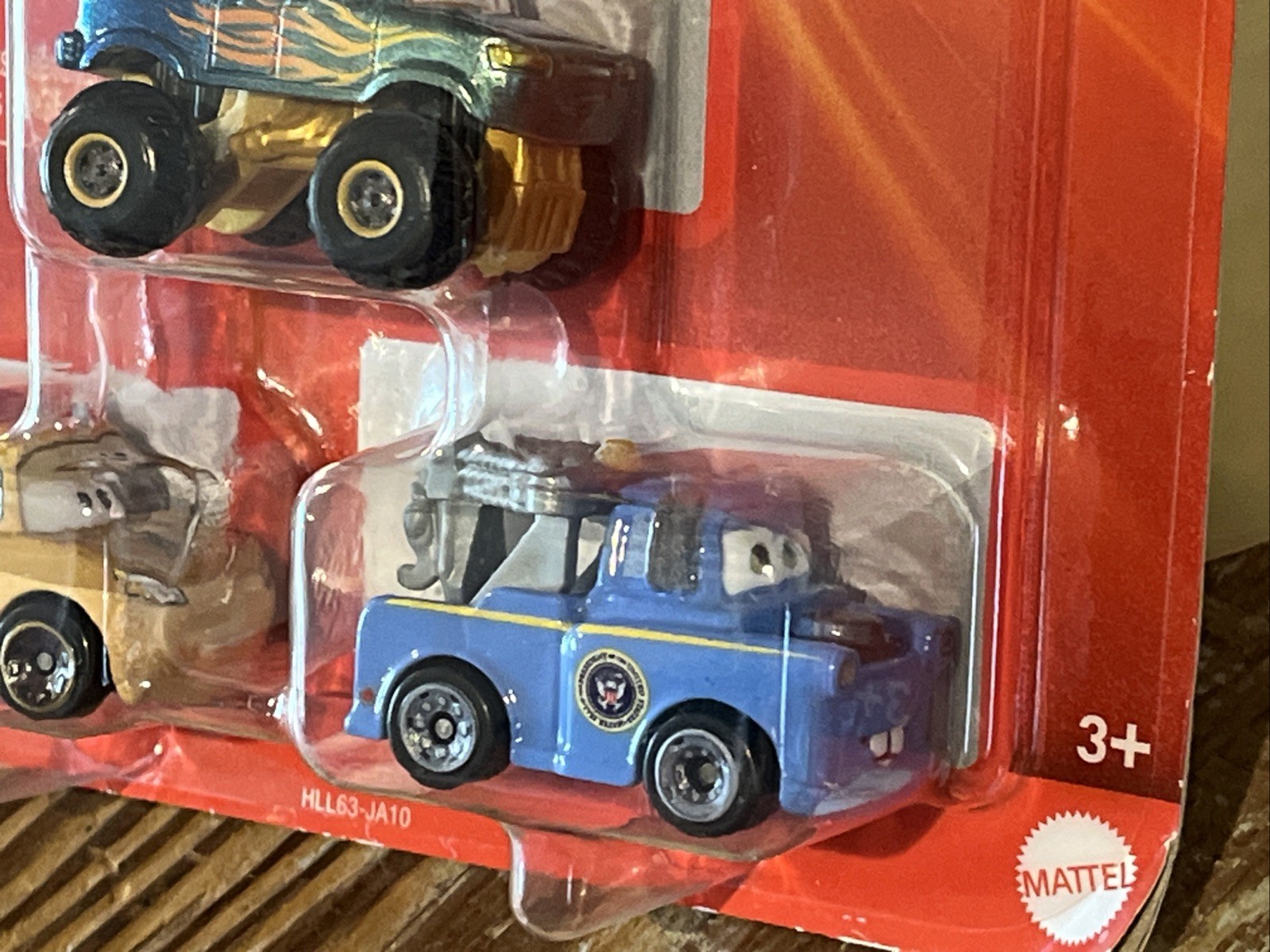 DISNEY PIXAR MINI RACER CARS 3-PACK PRESIDENT MATER LMQ DEPUTY HAZARD IVY
