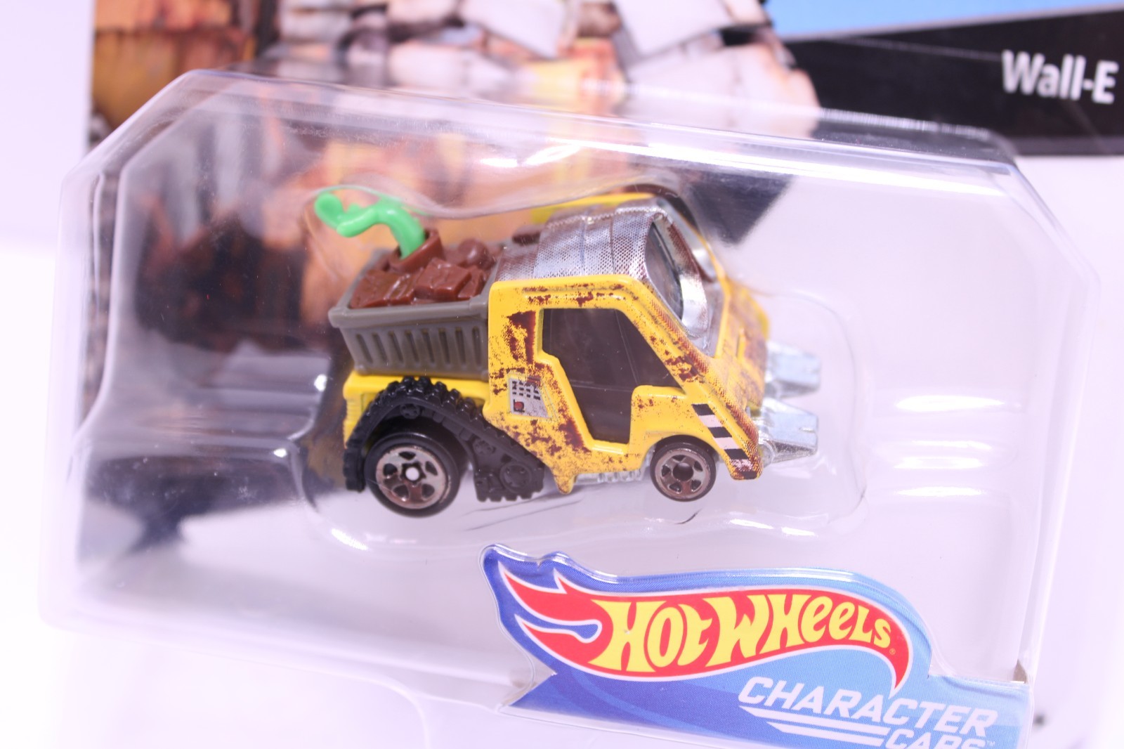 2018 HW Hot Wheels Disney Character Cars Wall-E Series 5