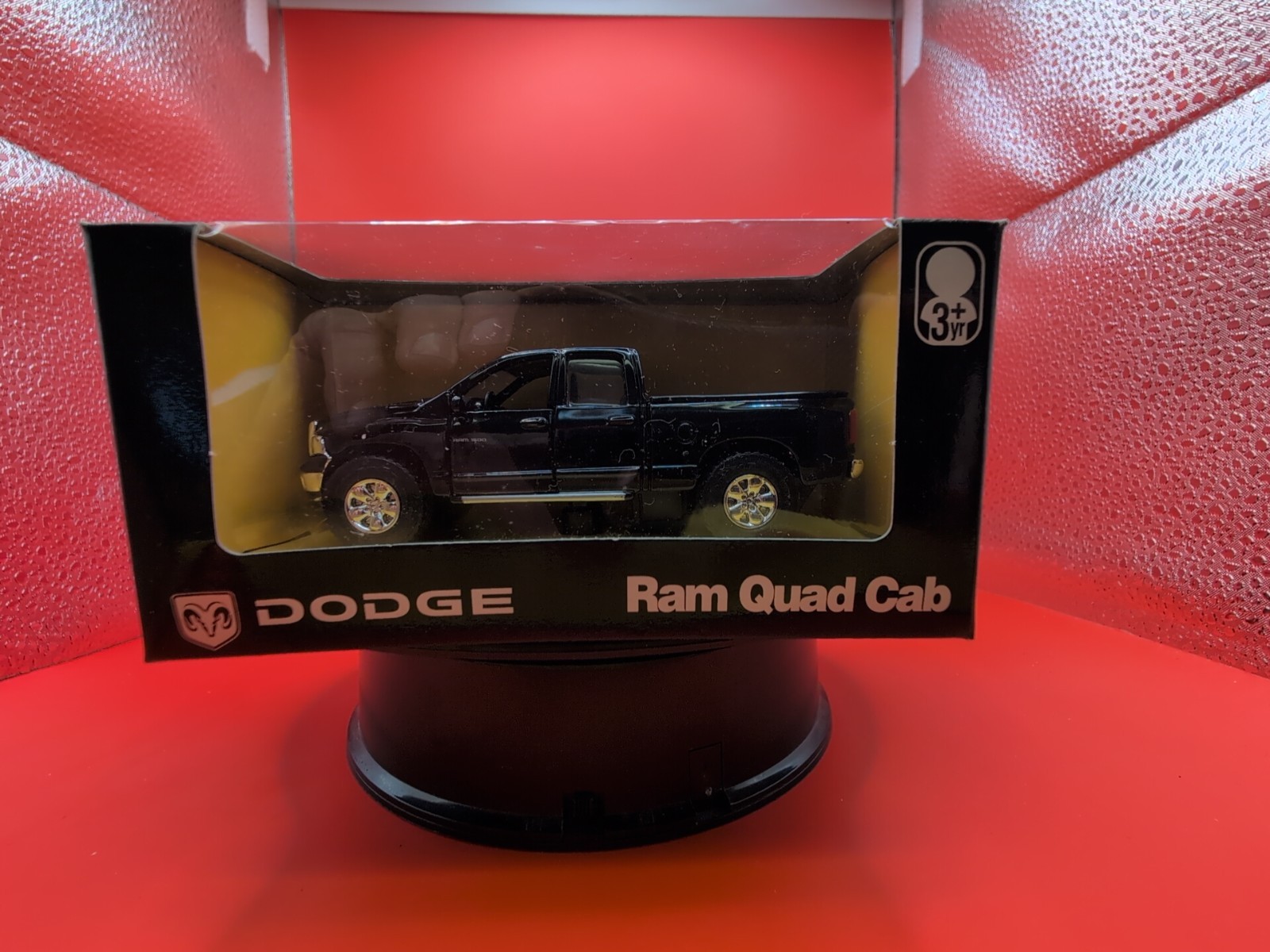 Maisto Dodge Ram Quad Cab Black Pickup Truck Diecast 2002 Mopar Licensed 3+ A as