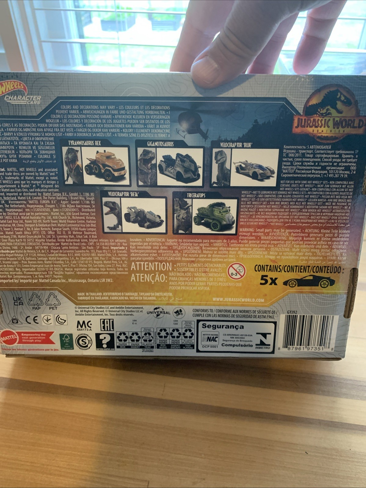 Hot Wheels Jurassic World Dominion Character Car 5 Pack Box Set Brand New